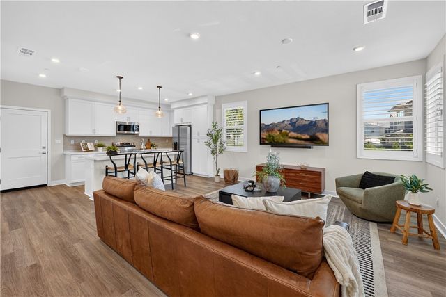 115 Sunstone Place, Rancho Mission Viejo, CA 92694
