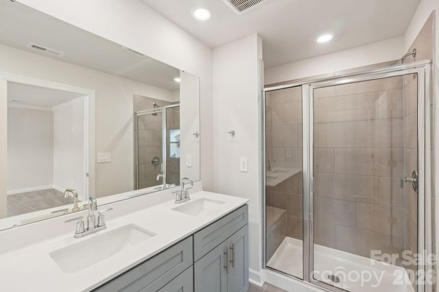 8128 Hidden Springs Court, Charlotte, NC 28216