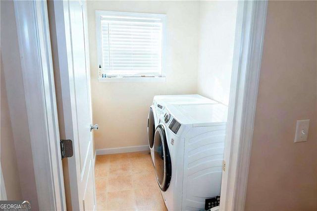 1221 Creek Crossing Drive, Mcdonough, GA 30252