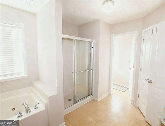 1221 Creek Crossing Drive, Mcdonough, GA 30252