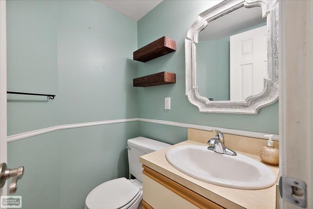 44585 N Bunker Hill Drive, Clinton Township, MI 48038