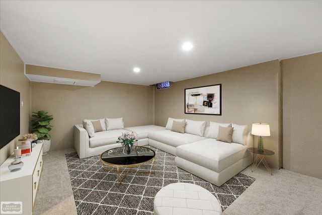 44585 N Bunker Hill Drive, Clinton Township, MI 48038