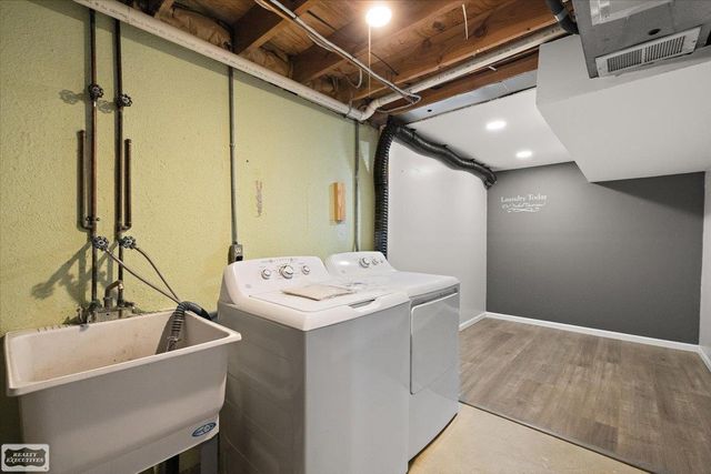 44585 N Bunker Hill Drive, Clinton Township, MI 48038