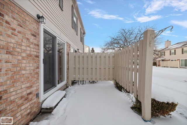 44585 N Bunker Hill Drive, Clinton Township, MI 48038