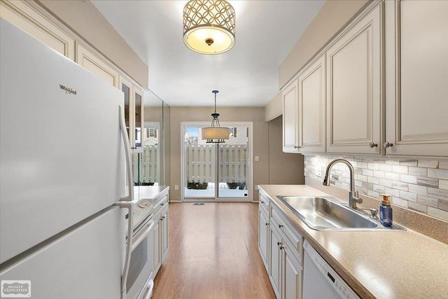 44585 N Bunker Hill Drive, Clinton Township, MI 48038