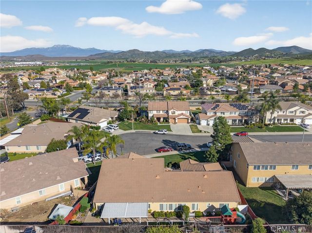 32797 Secretariat Court, Menifee, CA 92584