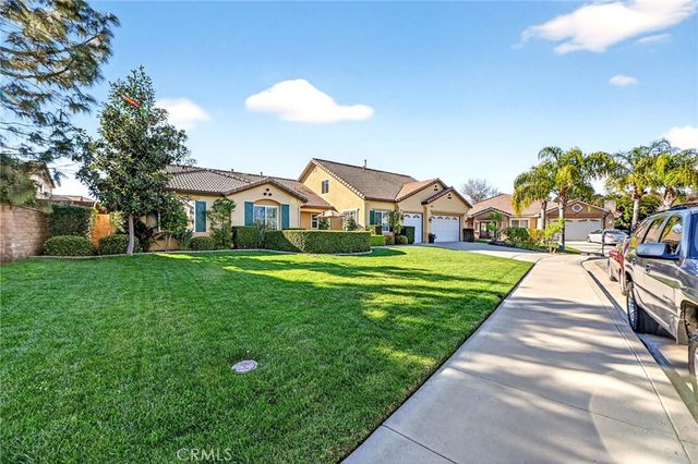 32797 Secretariat Court, Menifee, CA 92584