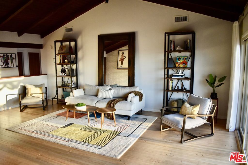 4623 Don Miguel Drive, Los Angeles, CA 90008 — photo 4