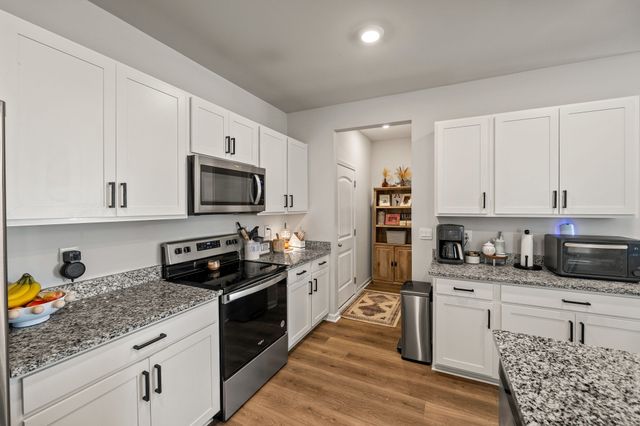 235 Harris Ln, Baxter, TN 38544