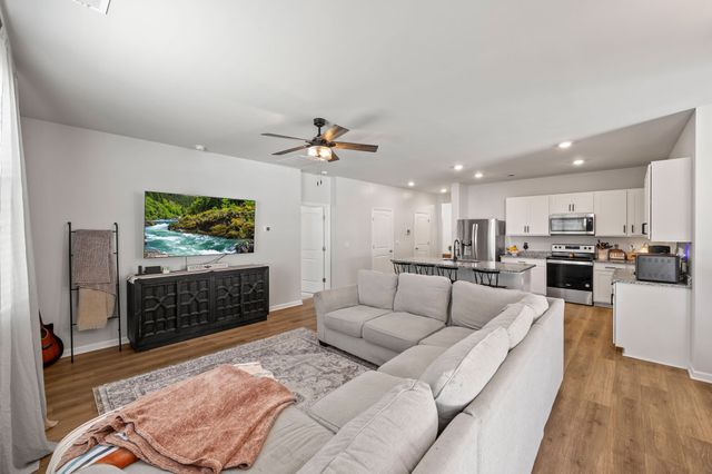 235 Harris Ln, Baxter, TN 38544