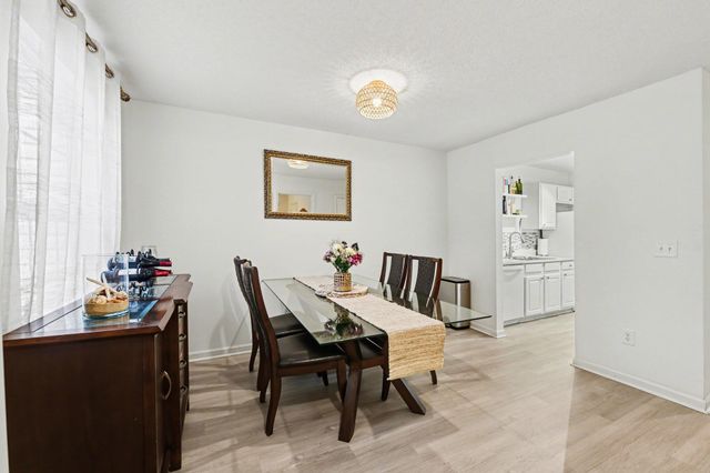 8045 Vermont Road, North Charleston, SC 29418