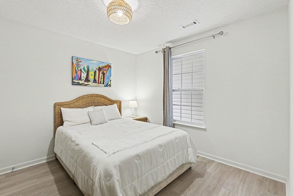 Image 20 of property listing at 8045 Vermont Road, North Charleston, SC 29418