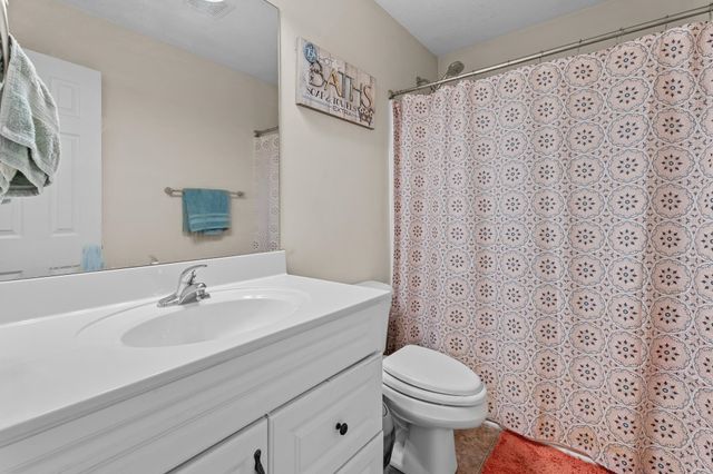 103 Farms Bridge Road, Inman, SC 29349