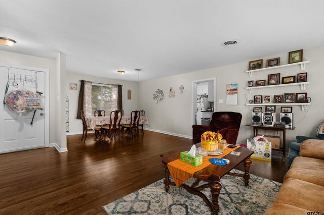 387 Hill Ave, Rusk, TX 75785