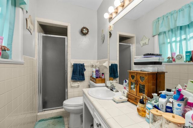 387 Hill Ave, Rusk, TX 75785