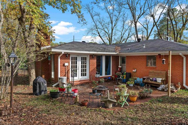 387 Hill Ave, Rusk, TX 75785