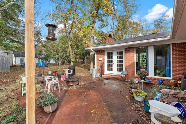 387 Hill Ave, Rusk, TX 75785