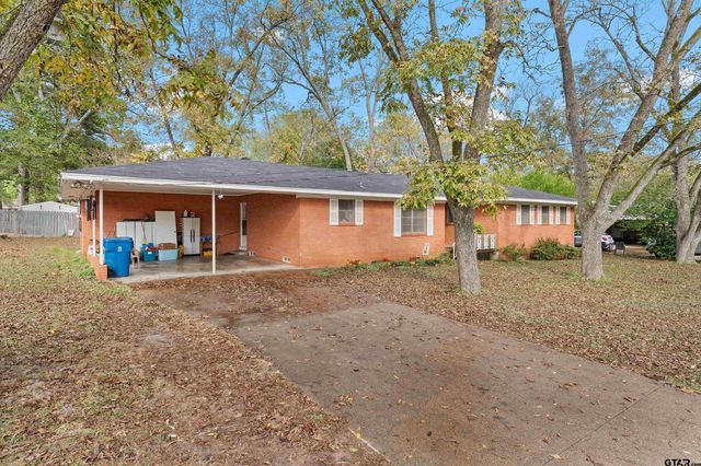 387 Hill Ave, Rusk, TX 75785