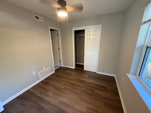 213 N ANN ST 6, Columbia, MO 65201