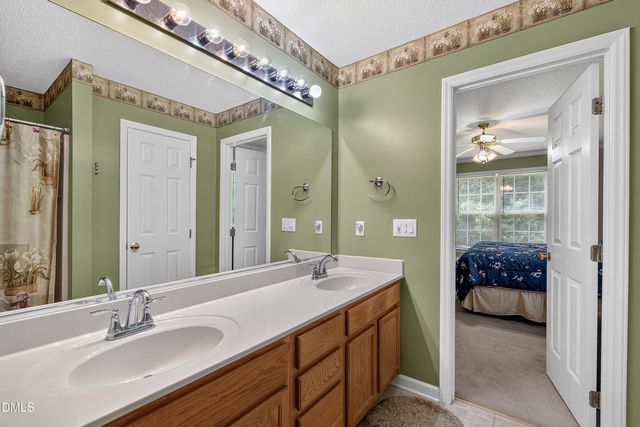 427 Carrington Drive, Garner, NC 27529