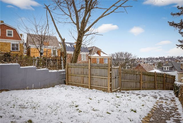 141 Margaret Street, Mt Oliver, PA 15210