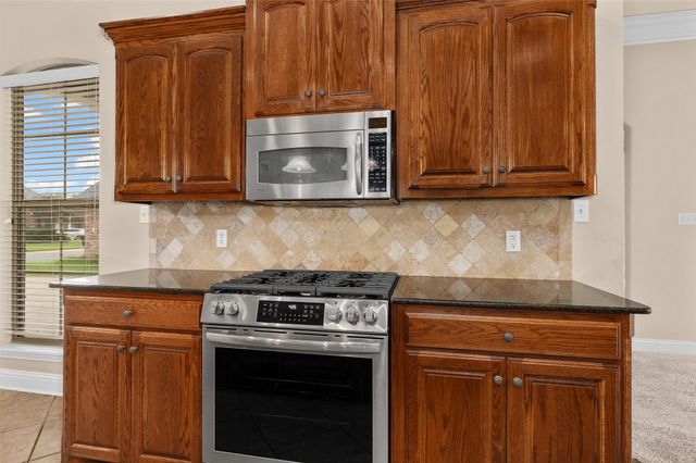313 Chancellorsville Court, Bossier City, LA 71112