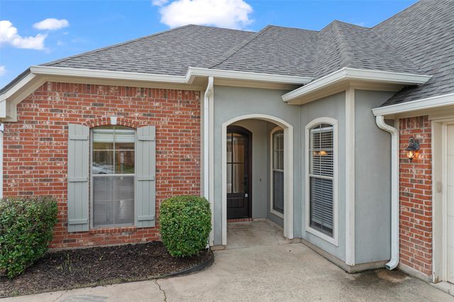 313 Chancellorsville Court, Bossier City, LA 71112