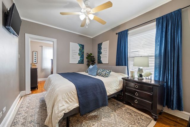 1725 E 84th Street, Chicago, IL 60617