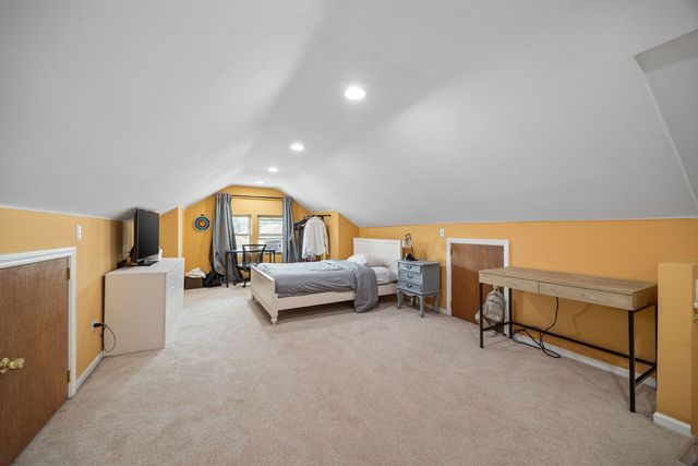 1725 E 84th Street, Chicago, IL 60617
