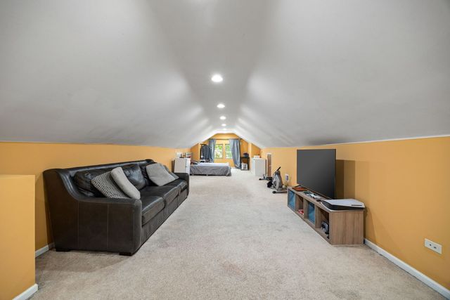 1725 E 84th Street, Chicago, IL 60617