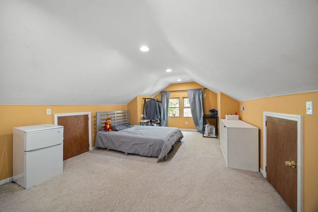 1725 E 84th Street, Chicago, IL 60617