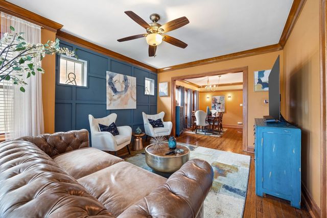 1725 E 84th Street, Chicago, IL 60617