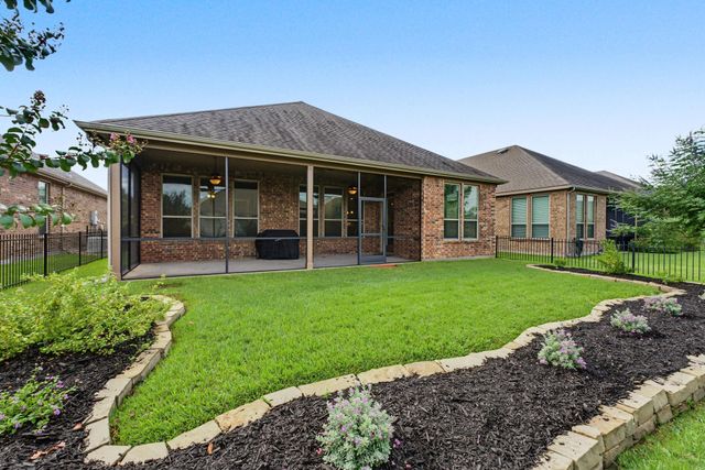 156 Wild Wick Way, The Woodlands, TX 77382