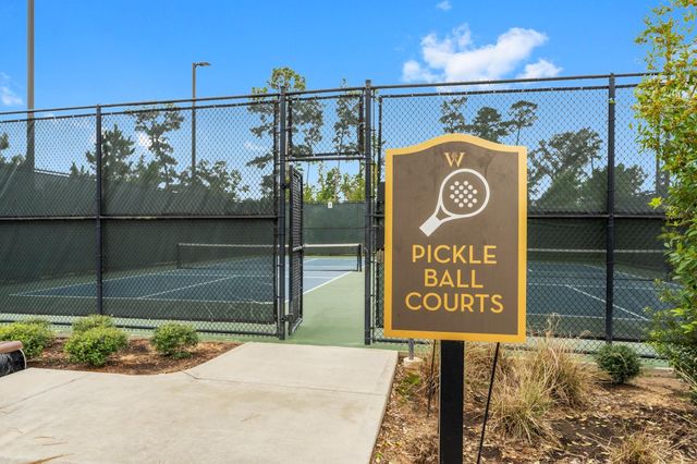 156 Wild Wick Way, The Woodlands, TX 77382