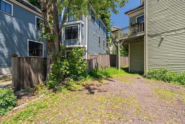89 Call Street 3, Boston, MA 02130