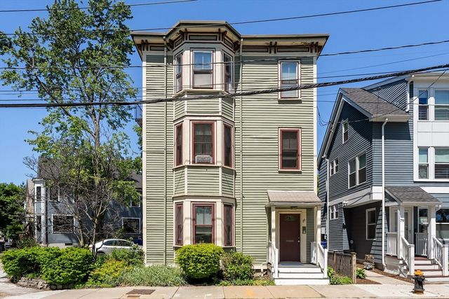89 Call Street 3, Boston, MA 02130