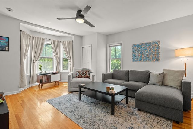 89 Call Street 3, Boston, MA 02130