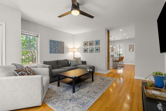 89 Call Street 3, Boston, MA 02130