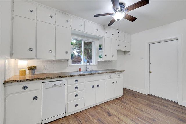 421 Elefa St, Roseville, CA 95678