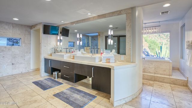 4959 E RED ROCK Drive, Phoenix, AZ 85018