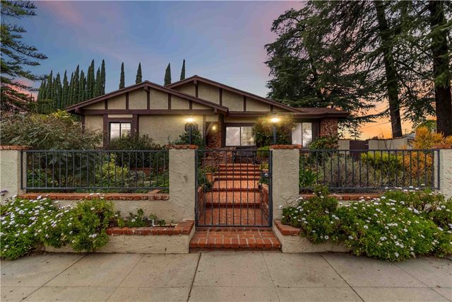 10637 Yarmouth, Granada Hills, CA 91344