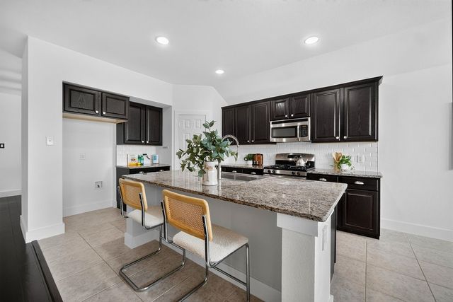 605 Stableford Street, Celina, TX 75009