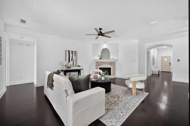605 Stableford Street, Celina, TX 75009