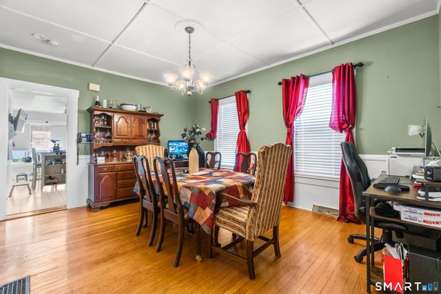 32 Union Street, Seymour, CT 06483