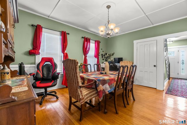 32 Union Street, Seymour, CT 06483