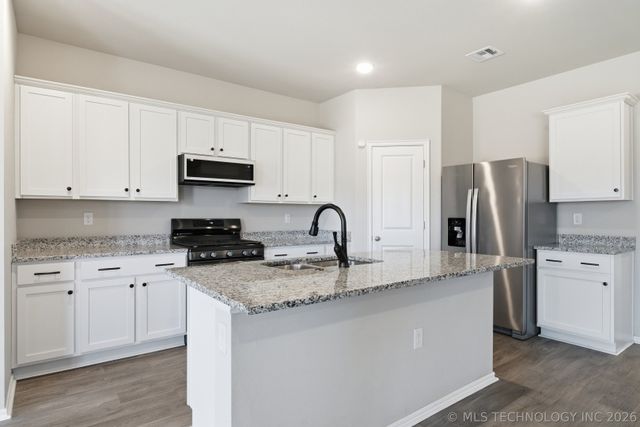 3306 Rushmore Circle, Bartlesville, OK 74006