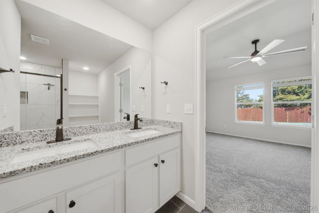 3306 Rushmore Circle, Bartlesville, OK 74006