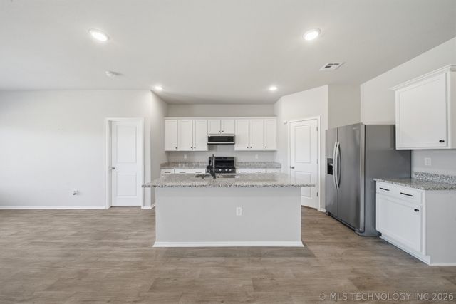 3306 Rushmore Circle, Bartlesville, OK 74006