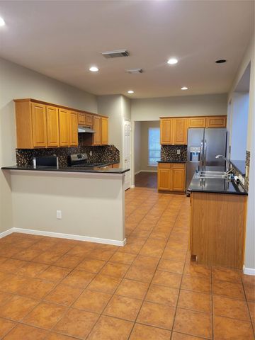 3715 Pinehurst Drive, Pearland, TX 77581