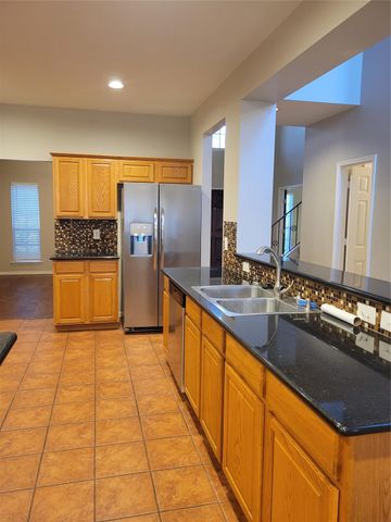 3715 Pinehurst Drive, Pearland, TX 77581